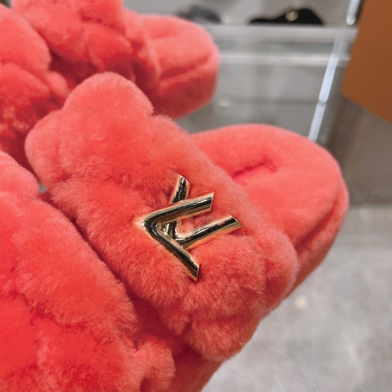 Louis Vuitton Slippers